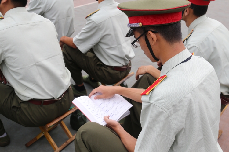 H动漫